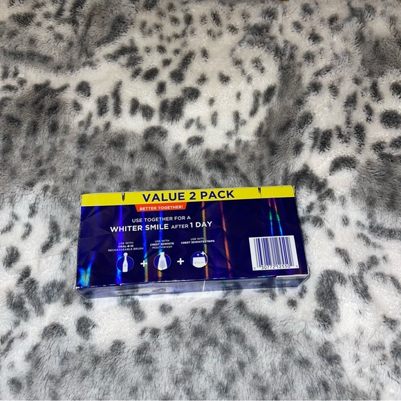 Crest Toothpaste Value Pack - Picture 8 of 9